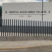 Ciclista termina en el hospital tras ser arrollado por un auto en Gómez Palacio