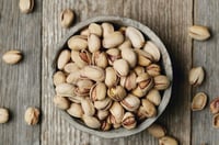Recomiendan pistachos para mejorar salud del corazón