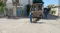 Trabajan en desazolve en la Ampliación Lázaro Cárdenas de Gómez Palacio
