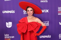 Imagen Thalía desfila en los Latin American Music Awards