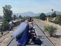 Migrantes agradecen a Dios que punto de 'ayuda humanitaria' del INM se haya retirado