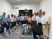 Imagen Se reúne alcalde de Arteaga con productores manzaneros de la localidad
