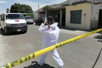 Imagen Padres localizan sin vida a su hija en colonia Vicente Guerrero de Torreón