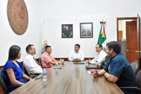 Alcalde de Lerdo firma convenio con el Centro Oftalmológico Universitario