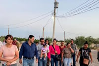 Amplían red eléctrica en colonia Nogales del Rosario de San Pedro