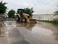 SIMAS atiende reportes por fugas de Agua Saludable para La Laguna