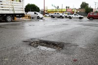 Aumentan hasta 300 % reportes de baches por lluvias en Torreón