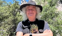 El guitarrista Brian May sufrió un derrame cerebral