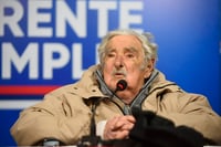 Internan al expresidente José Mujica, padece de un tumor maligno en el esófago