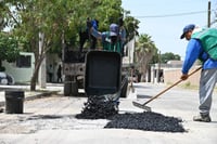 Ayuntamiento de Gómez Palacio avanza con el programa de bacheo