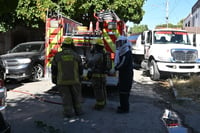 Se incendia domicilio y colmena de abejas ataca a familia, entre ellos un pequeño de 2 años