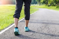 ¿Cuántos minutos hay que caminar al día para prevenir la diabetes según Harvard?