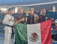 Deportistas gomezpalatinos destacan en torneo de Artes Marciales Mixtas en Ecuador