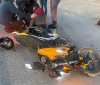 Motociclista arrolla a peatón en Gómez Palacio