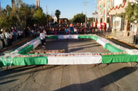 Y en San Pedro también partieron la tradicional Rosca de Reyes