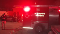 Ciudadanos y bomberos sofocan incendio en casa de la colonia La Merced