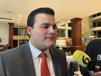 Luis Ortiz presenta plan de trabajo como regidor