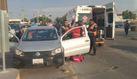 Tránsito y Cruz Roja ayudan a conductor con hipoglucemia en Torreón