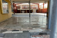 Padres prefieren no enviar a sus hijos a la escuela por bajas temperaturas