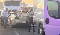 Muere hombre tras chocar de frente contra un tráiler en Lerdo