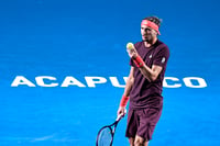 Alexander Zverev avanza en Acapulco