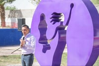 Entregan escultura en el marco del Día de la Mujer en Matamoros