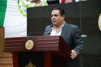 Presenta iniciativa de Ley Apícola