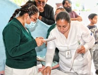 Pesan, miden y revisan salud bucal y dental de más de 7 mil niños de Torreón
