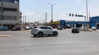 Solicitan restringir vueltas continuas a la derecha en ciertos cruceros de Torreón, buscan privilegiar al peatón