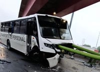 Conductor dormita al volante y choca; hay 11 lesionados