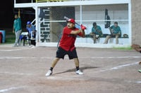 Vibrante jornada 14 en softbol de Bola Puesta, de San Isidro