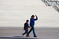Expertos advierten: el calor urbano no solo incomoda, también contamina