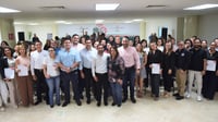 Reconocen a empleados de Torreón por concluir cursos de capacitación