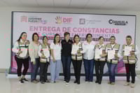 Reconocen a usuarias que concluyeron con su capacitación en los centros comunitarios del DIF Torreón