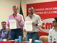 Firman convenio CMIC y Ayuntamiento de Torreón para fortalecer al sector construcción y el tejido social