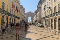Militares en activo estarían detrás del entrenamiento de neonazis en Portugal, según medio