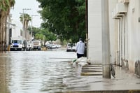 Empresas paran por inundaciones en zona industrial de Nueva Laguna Norte