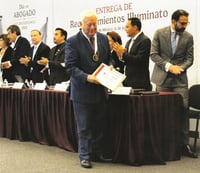 Jesús G. Sotomayor, cronista oficial de Torreón, recibió reconocimiento en Ciudad de México
