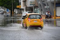 Persisten lluvias aisladas en la Comarca Lagunera, se mantiene jornada calurosa para la región