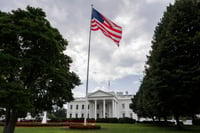 Casa Blanca reconoce debilidad en cifras de empleo de julio