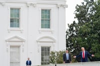 Donald Trump presume donación de su sueldo para renovar la Casa Blanca