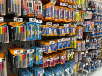 ¡Cuide su bolsillo! Profeco publica estrategias para adquirir útiles escolares