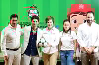 Presentan la Academia de Futbol Santos Torreón con sede en la Línea Verde