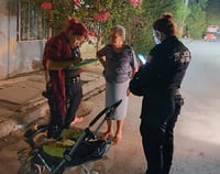 Abandonan a bebé de siete meses con una mujer mayor en Gómez Palacio
