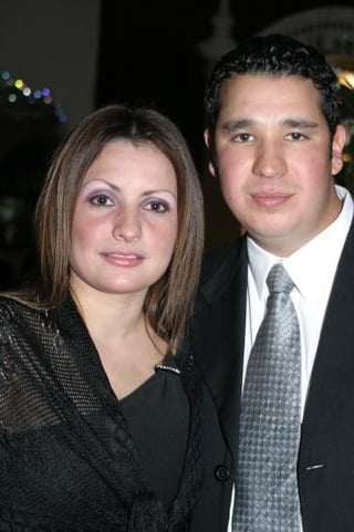 Martha Monsiváis y Arturo Silerio.