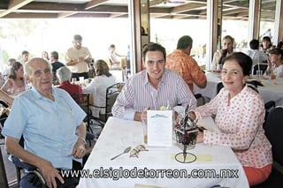 Francisco J. Dávila Guajardo, Alberto Dávila y Norma Fayad de Dávila