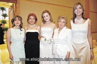 Lorena Prado Montes de Oca, María Elena Metlich de Leal, Arleth Leal Metlich, Rebeca Montes de Oca de Prado y Lizeth Leal Metlich