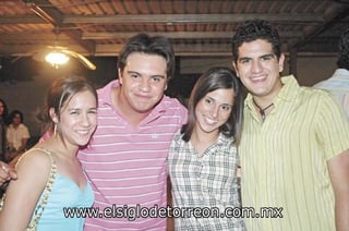 Astrid Allegre, Ale Guajardo, María José Garrido y Sal Sánchez