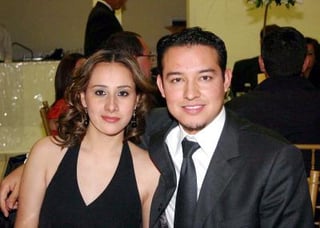 pa_05022006 
Dahlia de Benítez y Antonio Benítez
