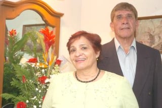 pa_08022006 
María Elena Magaña de Alvarado y Antonio Alvarado Yáñez.
